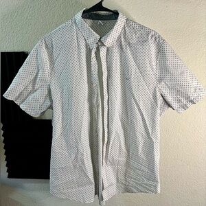 Men’s Calvin Klein Button Up size L